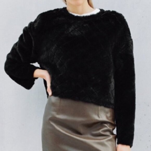 Zara Black Faux Fur Quilted Oversized Sweater Size Medium New with Tags - Picture 1 of 5